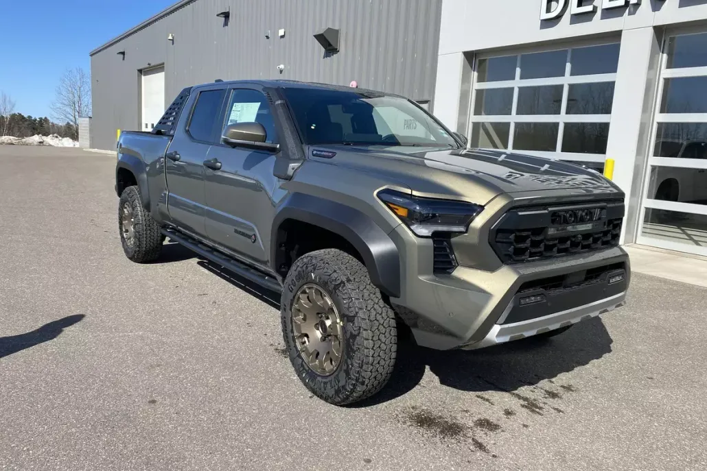 2025 Toyota Tacoma Trailhunter Double Cab photo 1