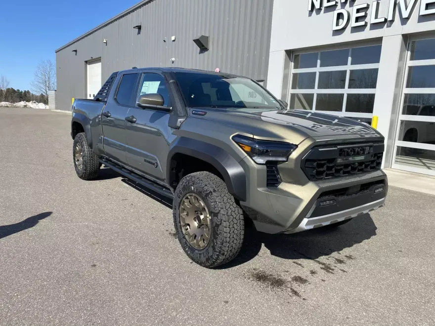 2025 Toyota Tacoma Trailhunter Double Cab photo 1