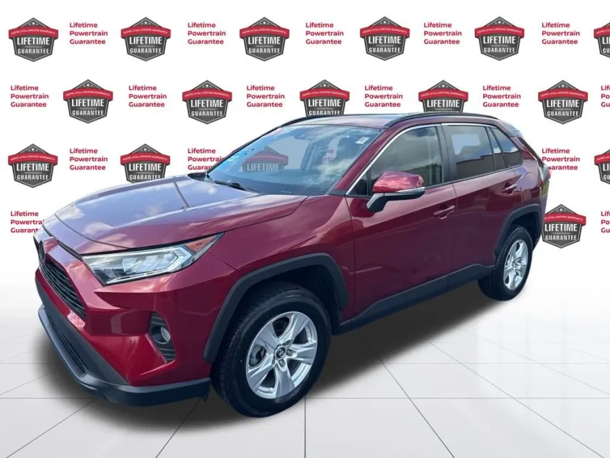 2021 Toyota RAV4 XLE Premium photo 1