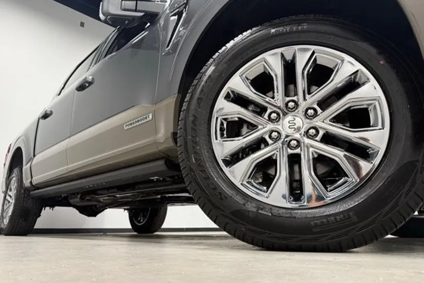 2025 Ford F-150 King Ranch photo 1