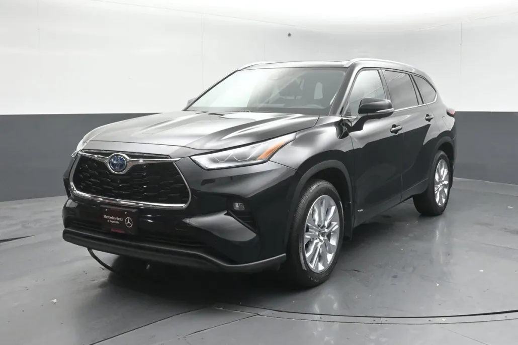 2023 Toyota Highlander Hybrid Limited photo 1