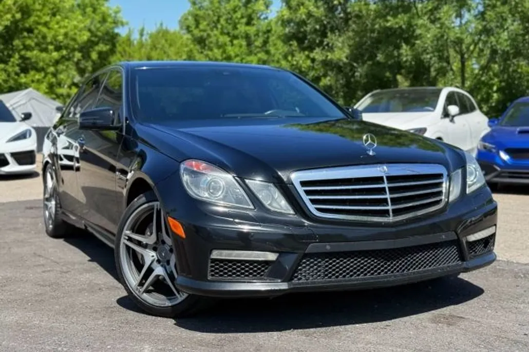 2012 Mercedes Benz E 63 AMG Sedan photo 1