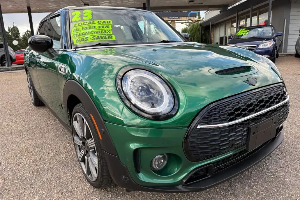 2023 Mini Clubman Base S ALL4 photo 1