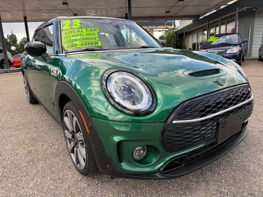 2023 Mini Clubman Base S ALL4 photo 1