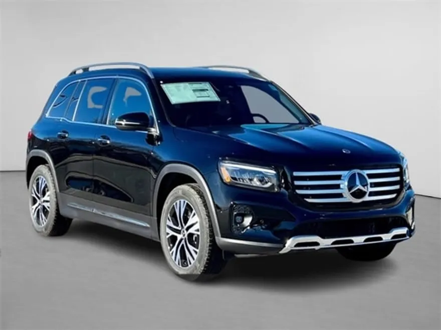 2024 Mercedes Benz GLB 250 4MATIC photo 1