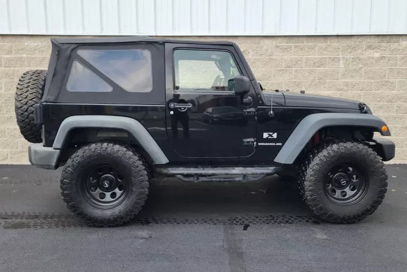 2009 Jeep Wrangler X photo 1