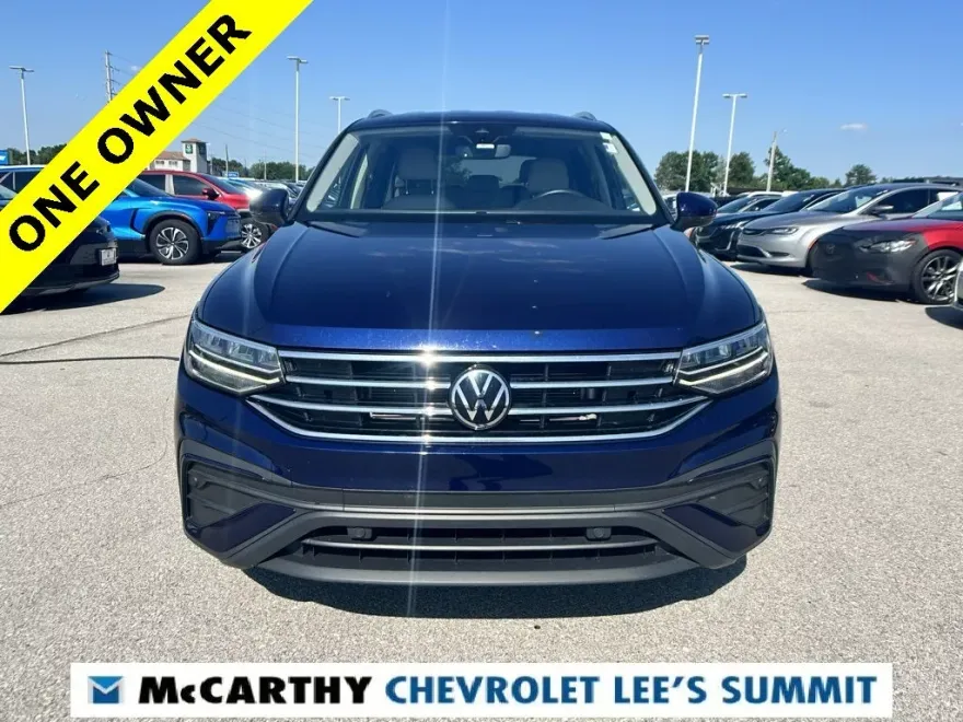 2022 Volkswagen Tiguan SE photo 1