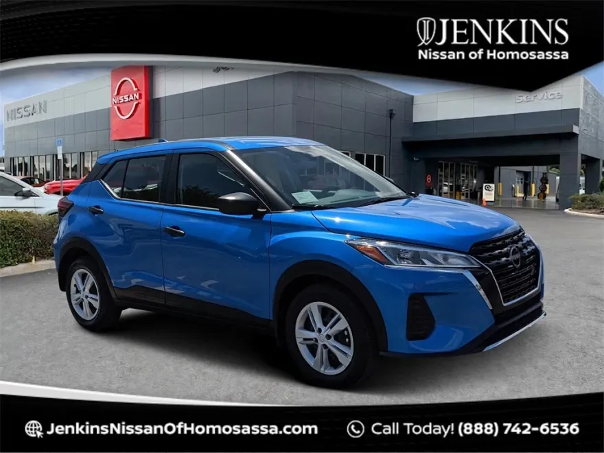 2025 Nissan Kicks Play S photo 1