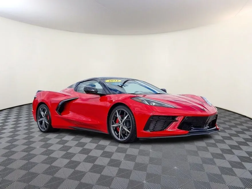2022 Chevrolet Corvette Stingray 2LT photo 1