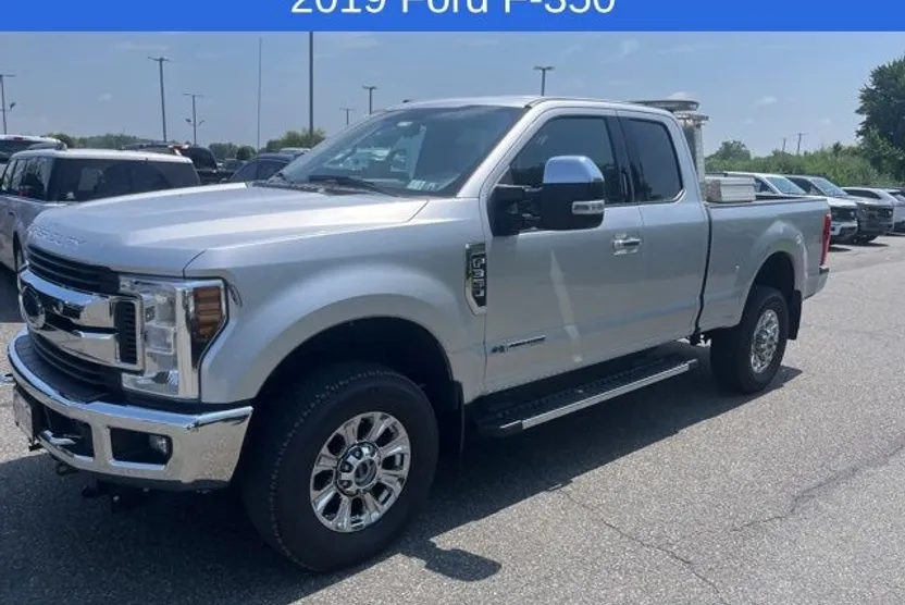 2019 Ford F-350 photo 1