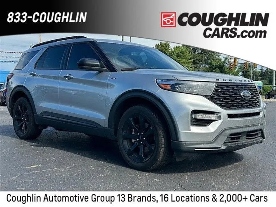 2023 Ford Explorer ST-Line photo 1