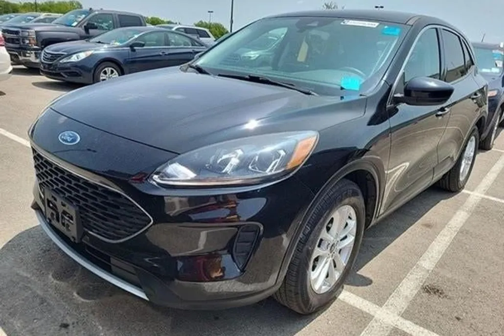 2021 Ford Escape SE photo 1