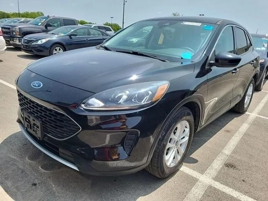 2021 Ford Escape SE photo 1