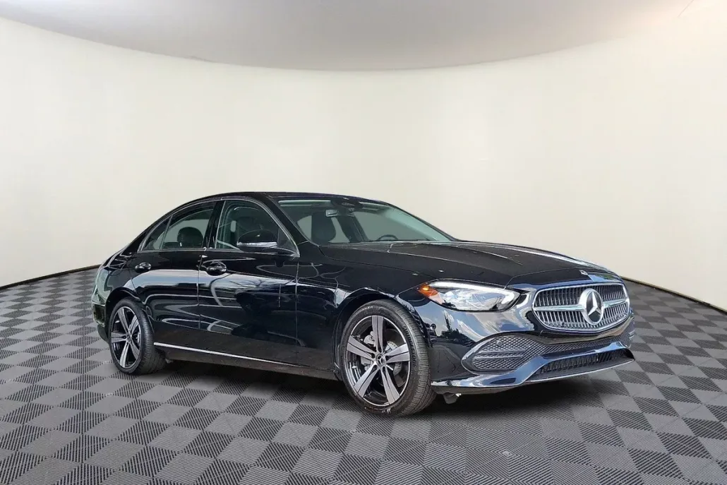 2025 Mercedes Benz C 300 4MATIC photo 1