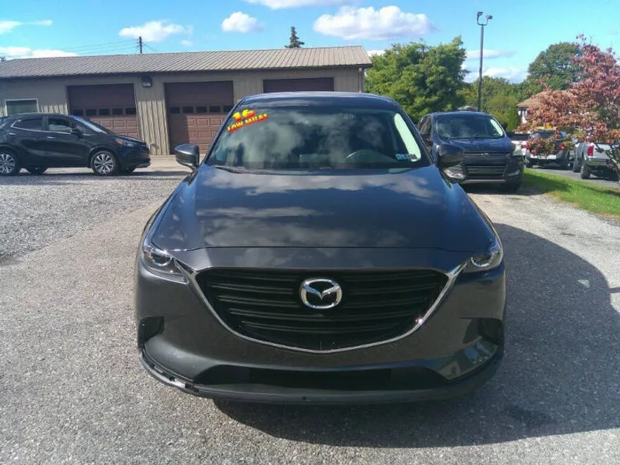 2016 Mazda CX-9 Sport photo 1