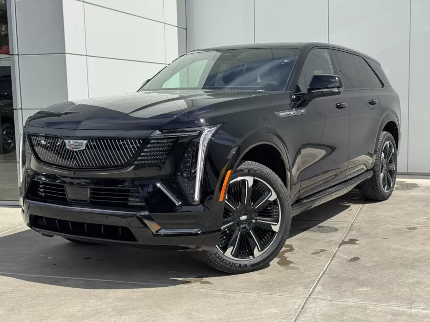 2025 Cadillac Escalade IQ Sport photo 1