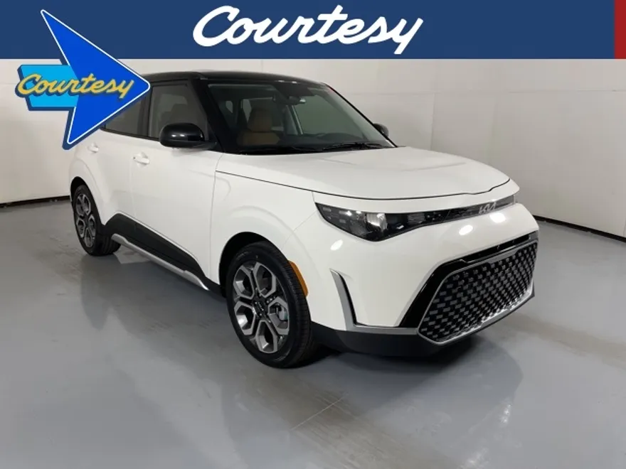 2025 Kia Soul EX photo 1