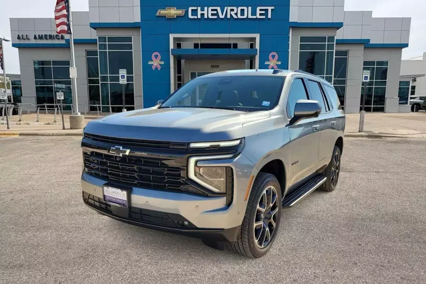 2026 Chevrolet Tahoe RST photo 1