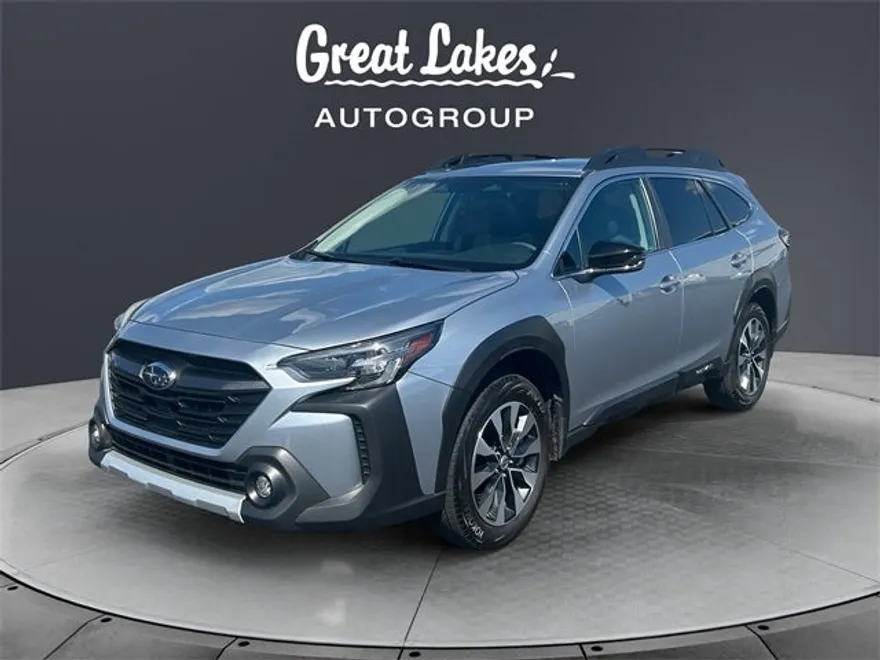 2023 Subaru Outback Limited photo 1