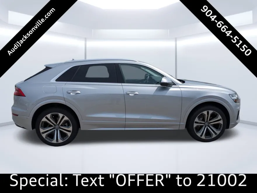 2020 Audi Q8 55 Premium Plus photo 1