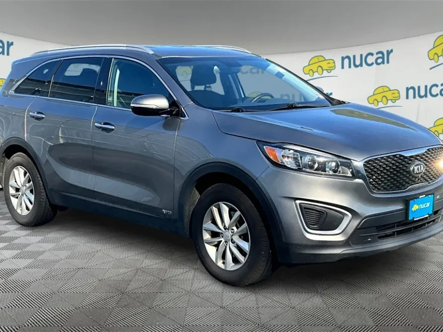 2018 Kia Sorento LX photo 1