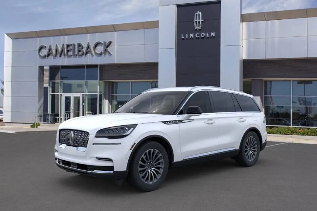 2024 Lincoln Aviator Black Label photo 1