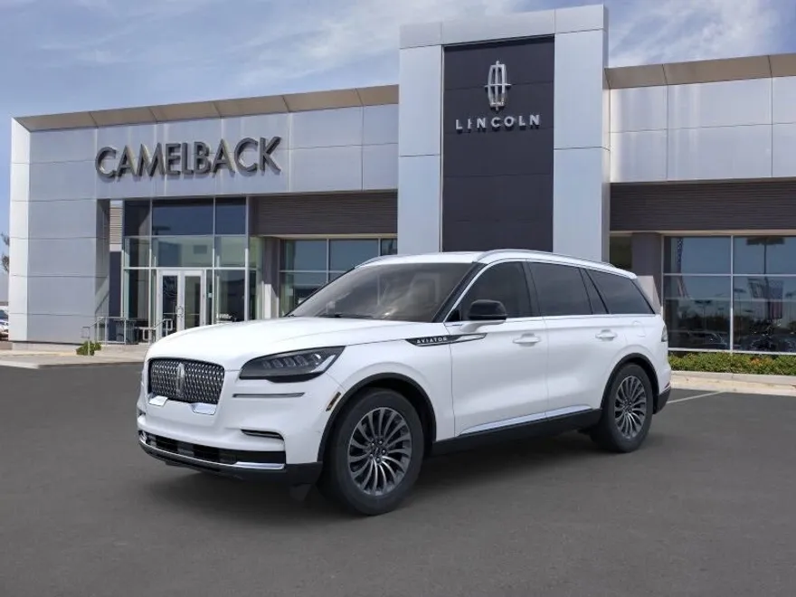 2024 Lincoln Aviator Black Label photo 1