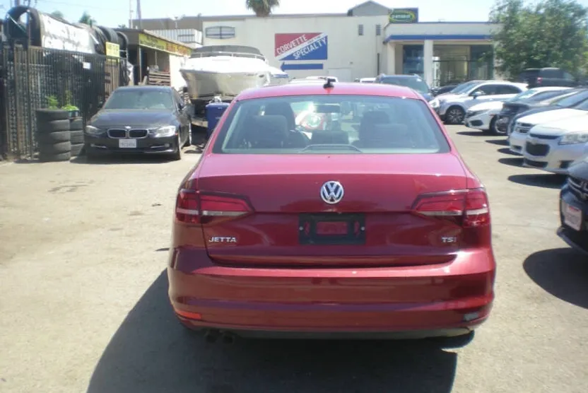 2016 Volkswagen Jetta 1.4T S photo 1
