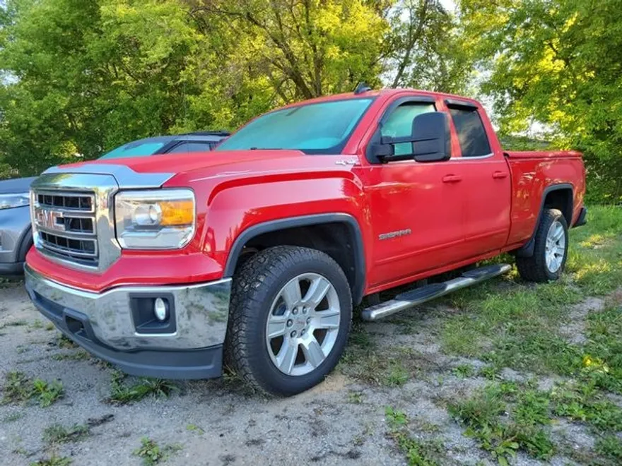 2015 Gmc Sierra 1500 SLE photo 1