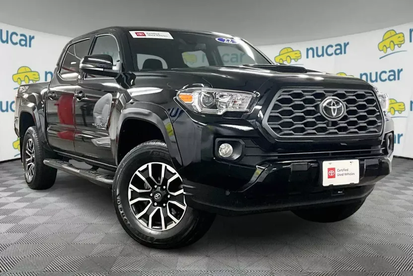 2022 Toyota Tacoma TRD Sport photo 1