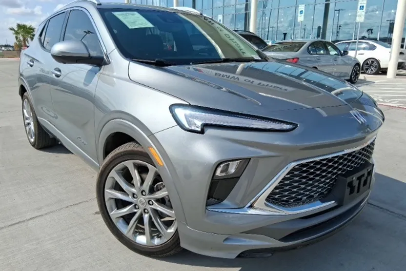 2025 Buick Encore GX Avenir photo 1