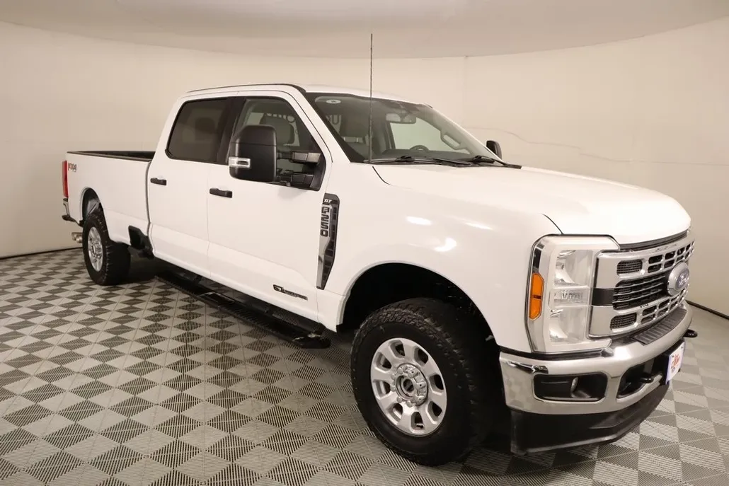 2023 Ford F-250 XLT photo 1