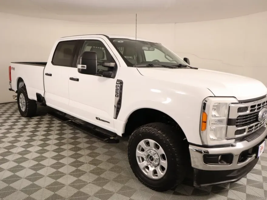 2023 Ford F-250 XLT photo 1