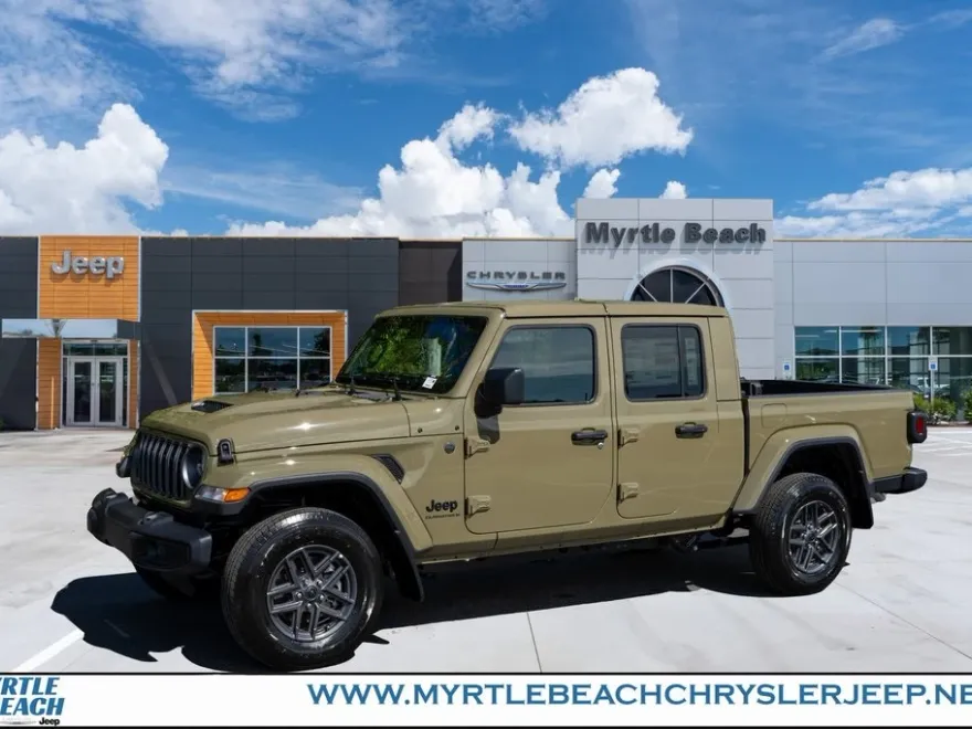 2025 Jeep Gladiator Sport S photo 1