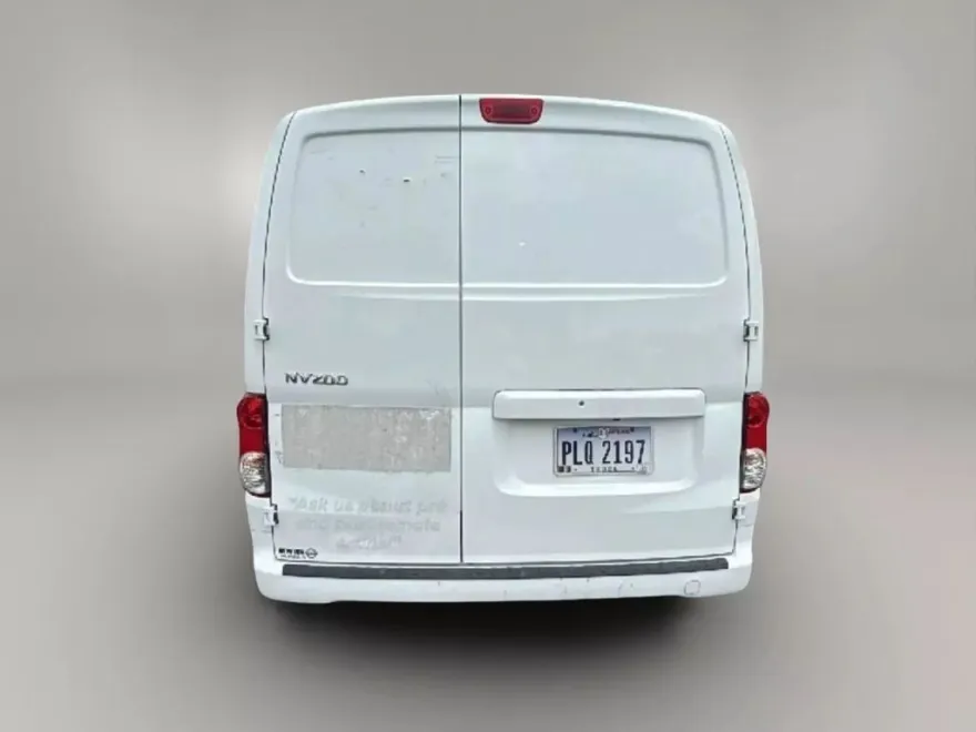 2019 Nissan NV200 SV photo 1