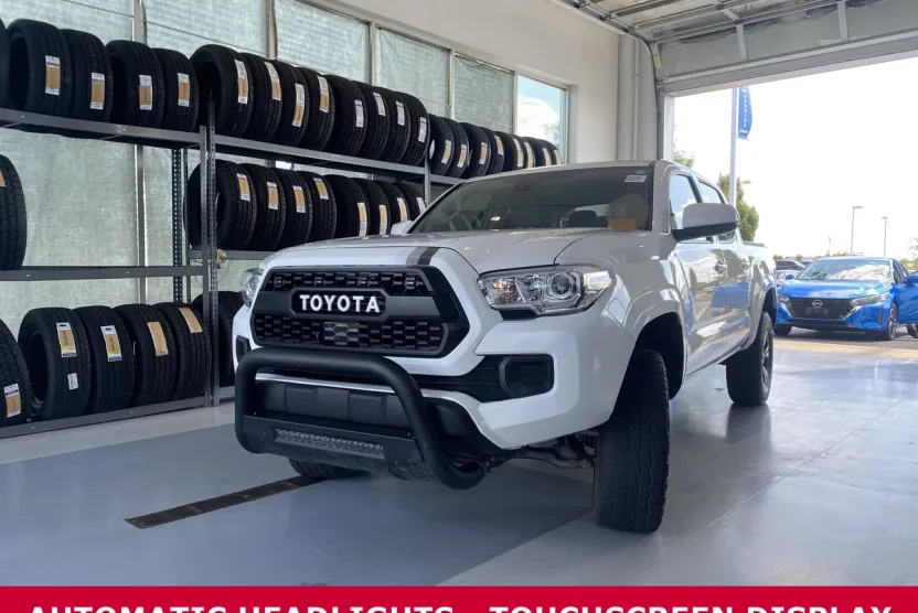 2021 Toyota Tacoma SR Double Cab V6 photo 1