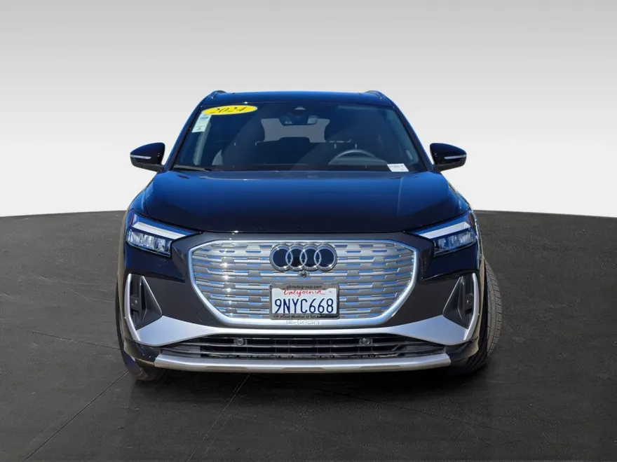 2024 Audi Q4 E-tron Premium photo 1