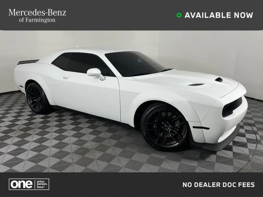2019 Dodge Challenger R/T Scat Pack Widebody photo 1
