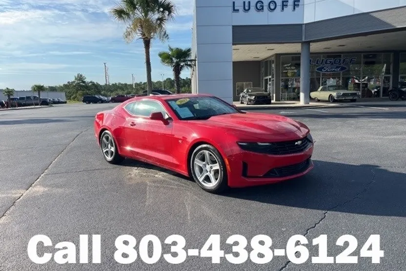 2019 Chevrolet Camaro 1LT photo 1