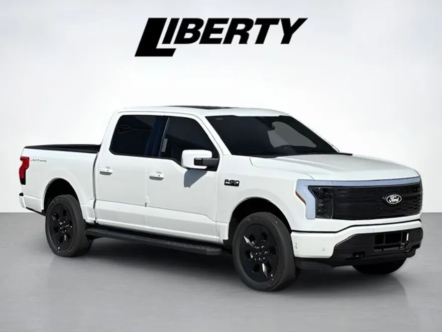 2025 Ford F-150 Lightning Platinum photo 1