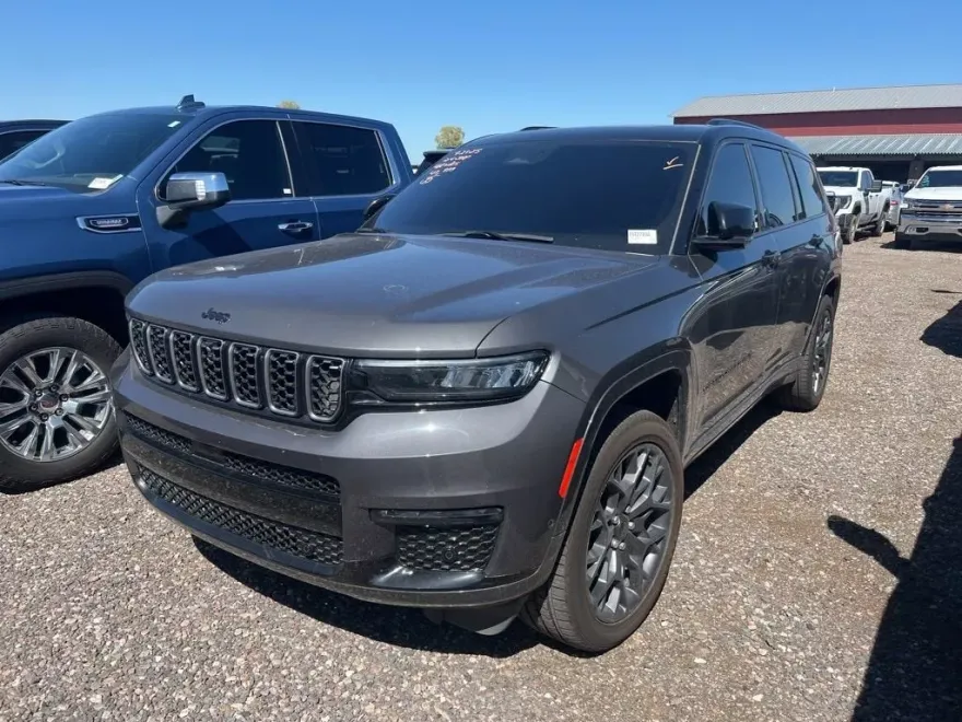 2024 Jeep Grand Cherokee L Summit photo 1
