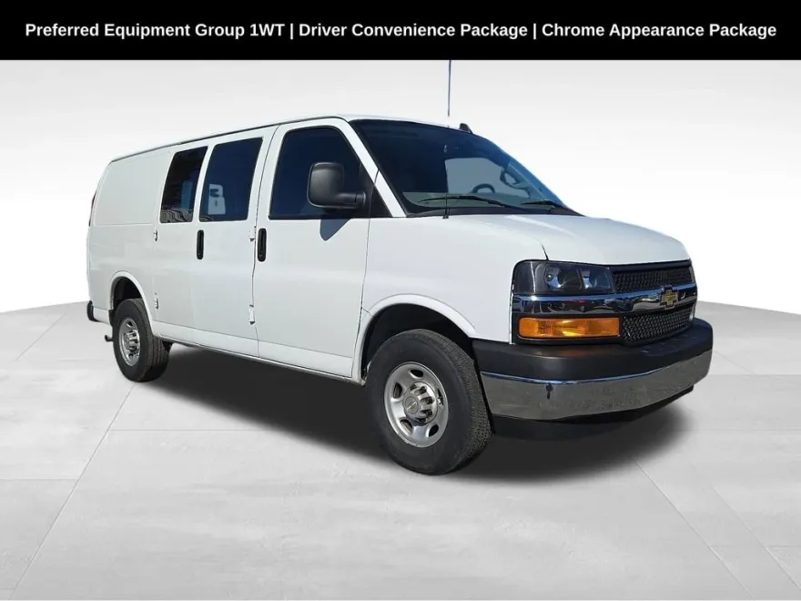 2023 Chevrolet Express 2500 Van Cargo photo 1