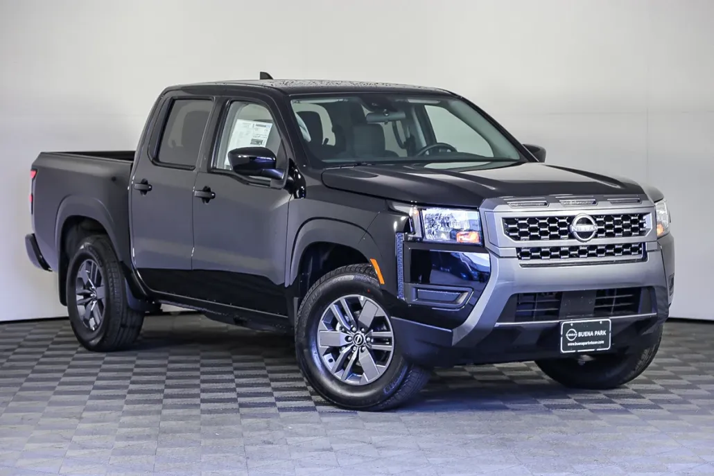 2025 Nissan Frontier SV photo 1