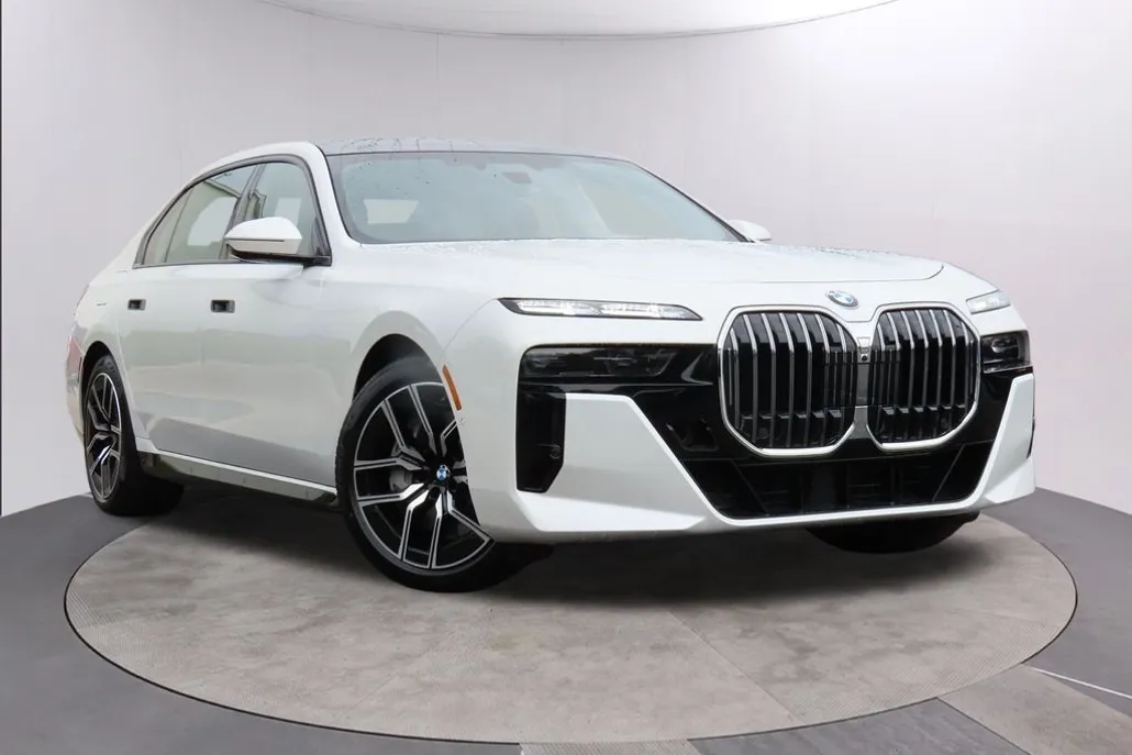 2025 Bmw 760i xDrive photo 1