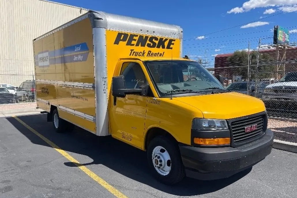 2021 Gmc Savana 3500 Cutaway photo 1