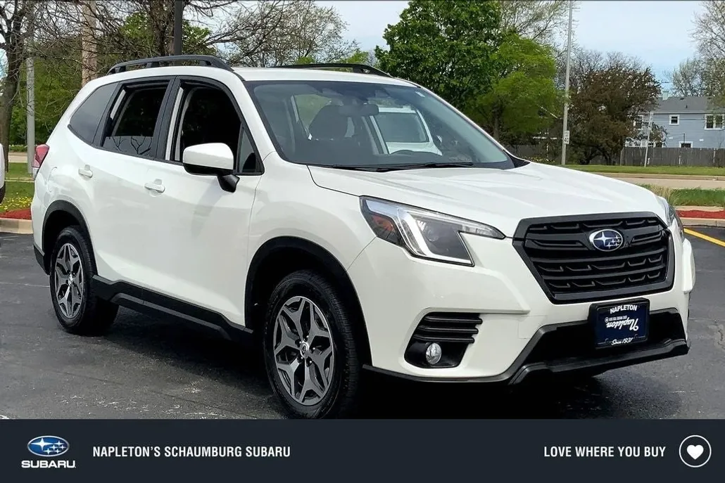 2022 Subaru Forester Premium photo 1