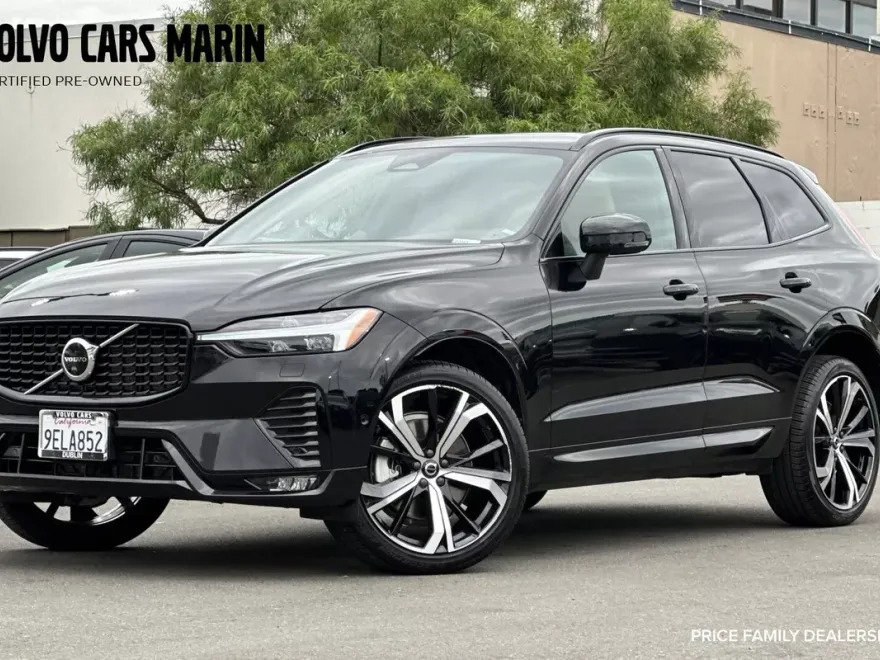 2023 Volvo XC60 Ultimate photo 1