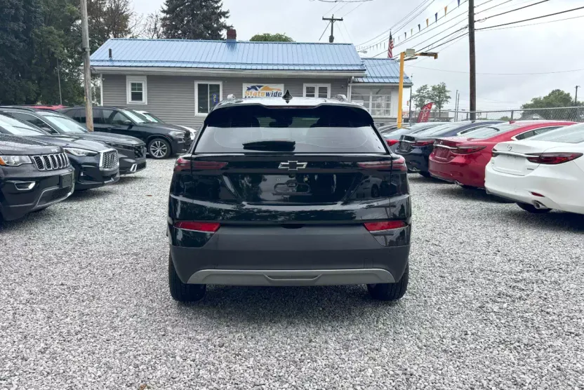 2023 Chevrolet Bolt EUV photo 1