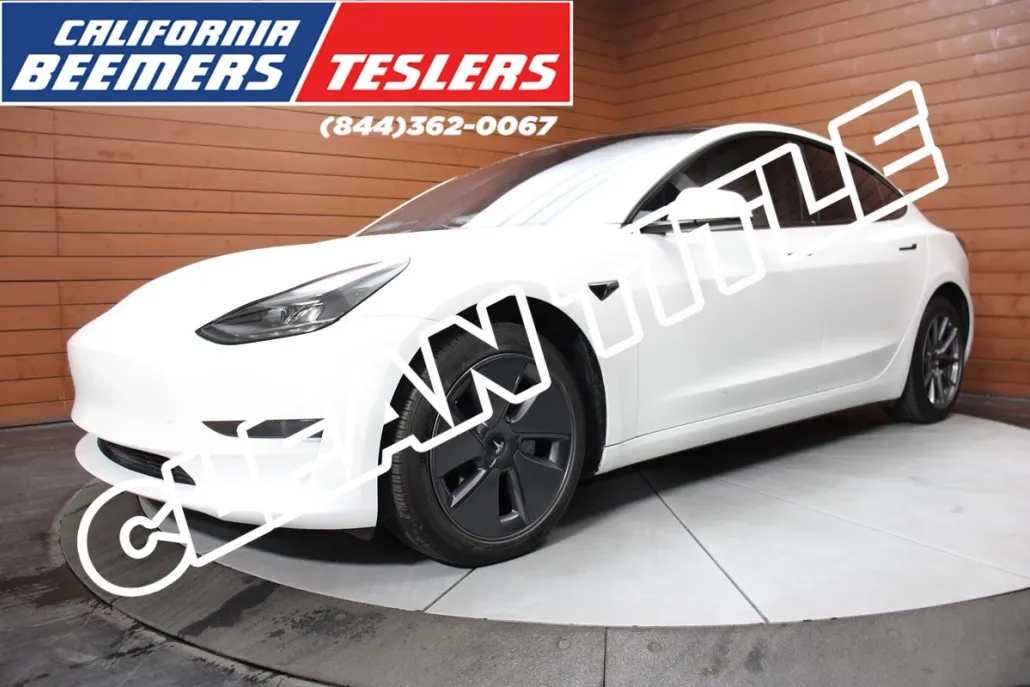 2023 Tesla Model 3 photo 1