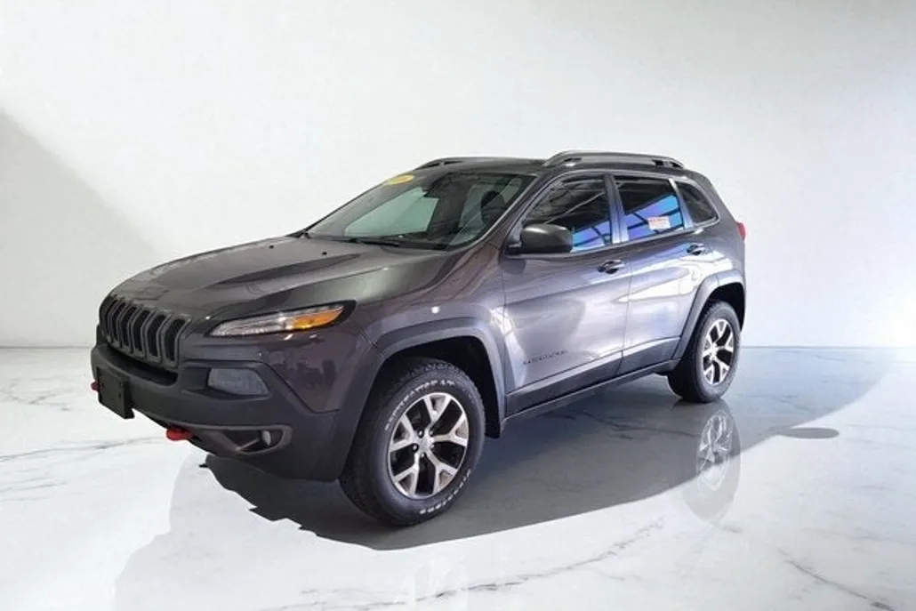 2016 Jeep Cherokee Trailhawk photo 1